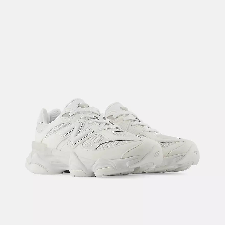 NB 9060 X Raincloud Concrete